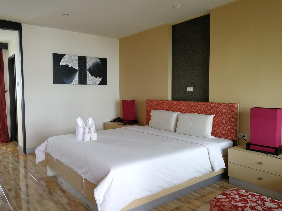 Panatara Hotel Chumphon Exterior foto